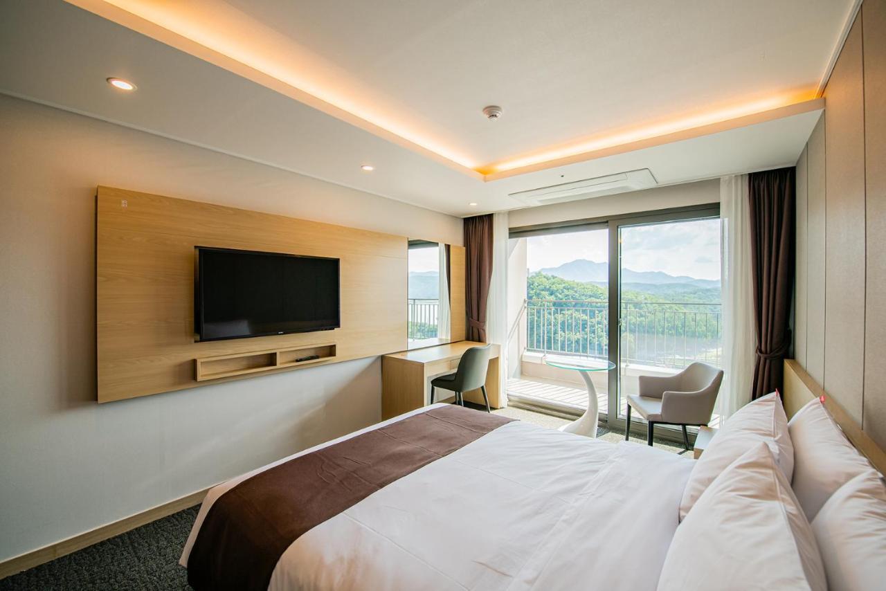 Jackson9S Hotel Чхунчхон Екстер'єр фото