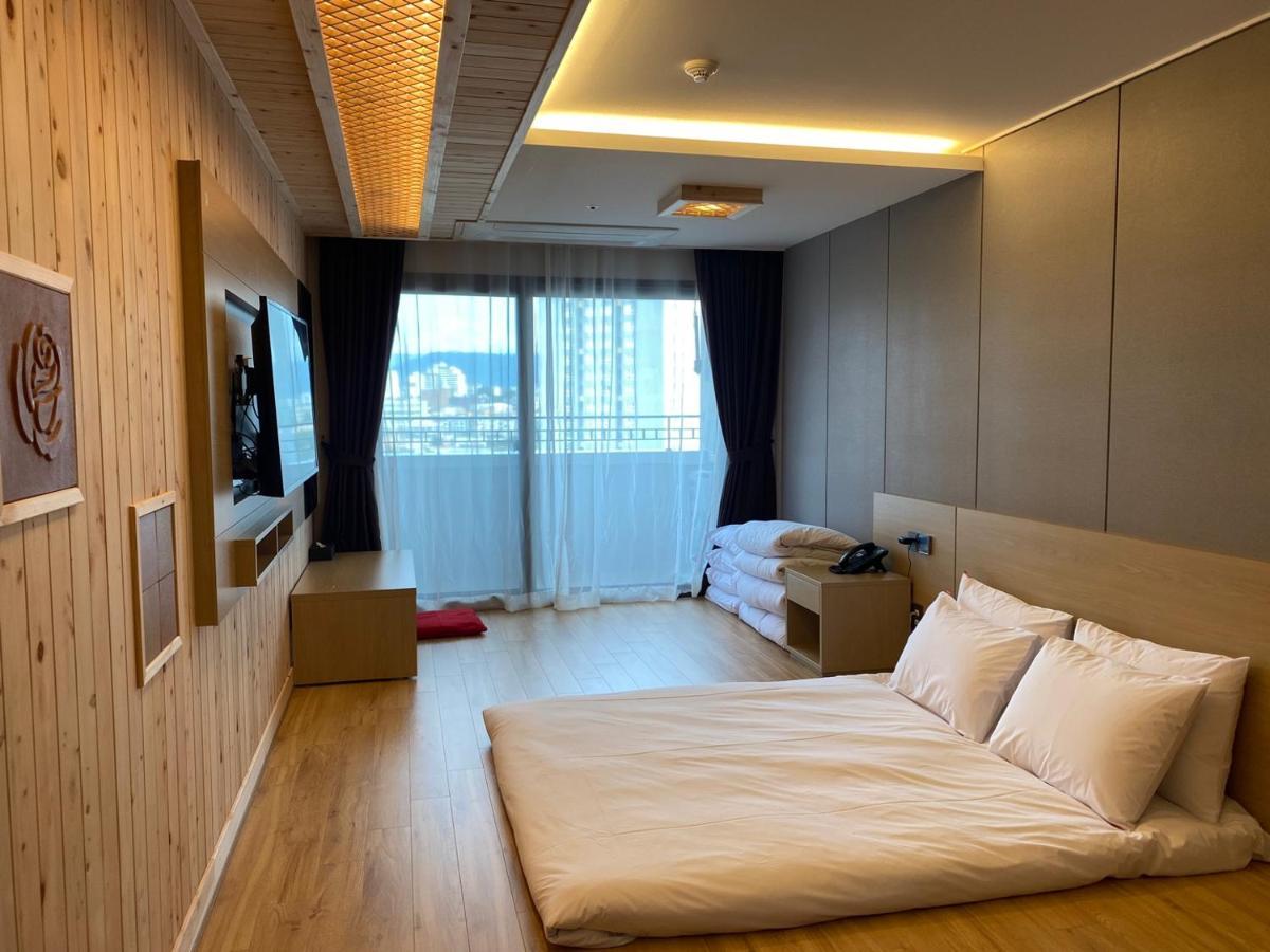Jackson9S Hotel Чхунчхон Екстер'єр фото